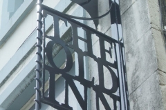 Dunfermline Kirkgate Old Inn After sign