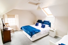 John McDouall Stuart View - Bedroom - set with double bed