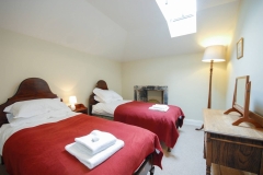 Kinghorn Town Hall - Twin Room